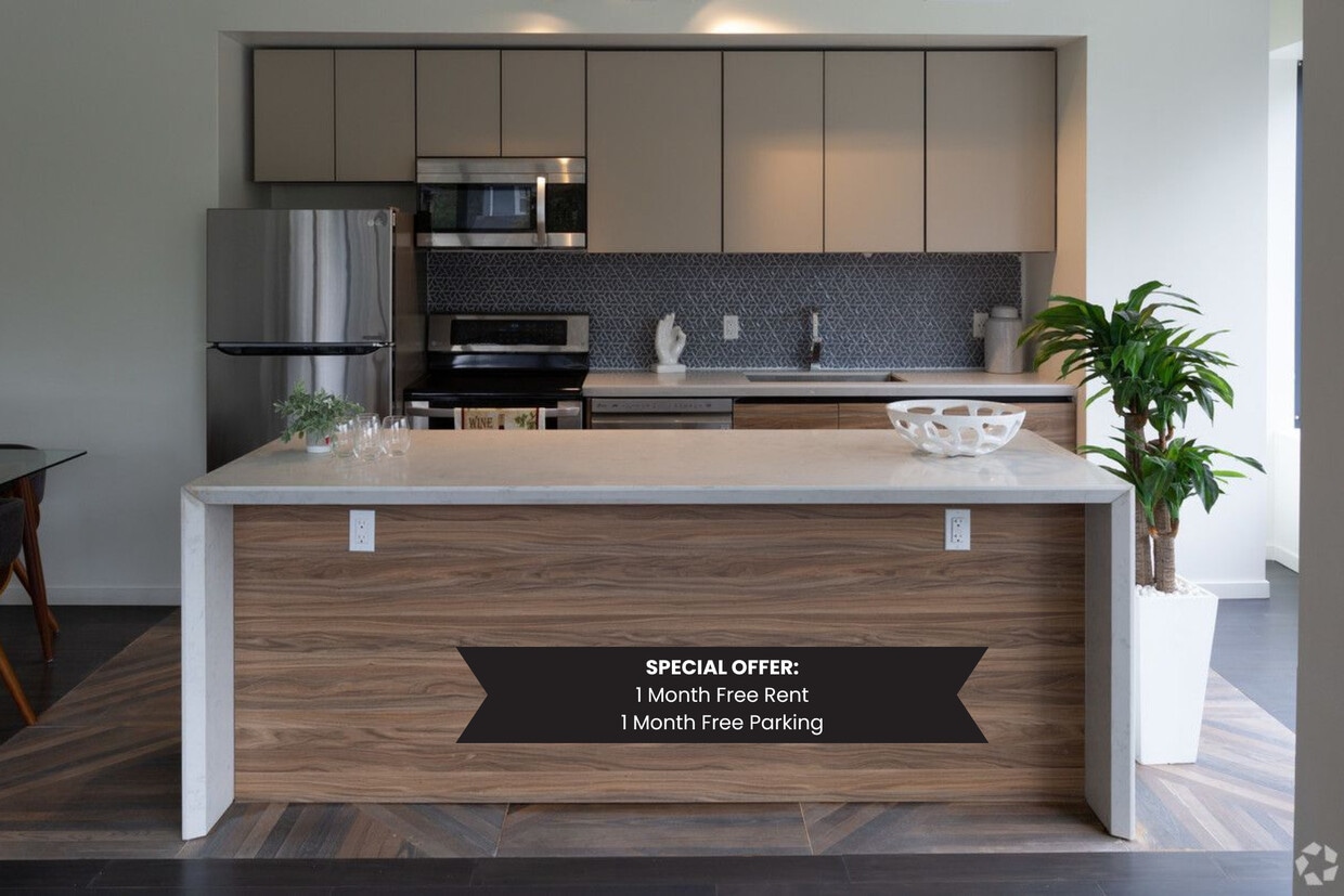 Building Photo - Lotus 315