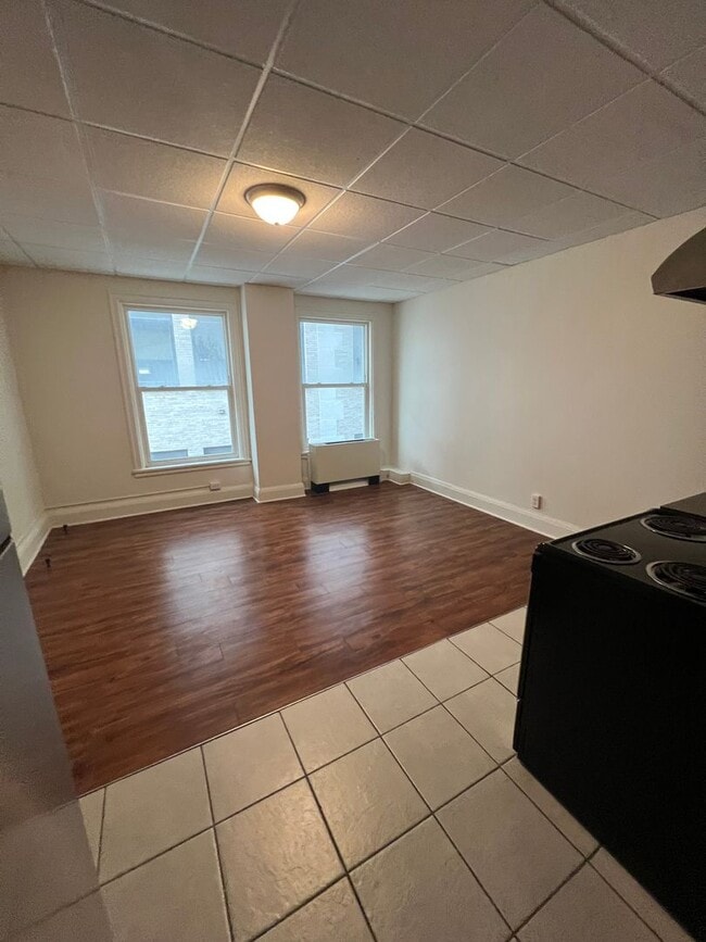 Interior Photo - 111 On East