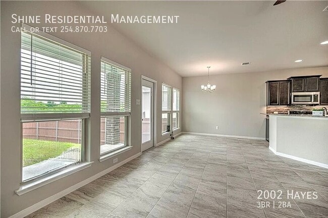 Building Photo - 2002 Hayes-