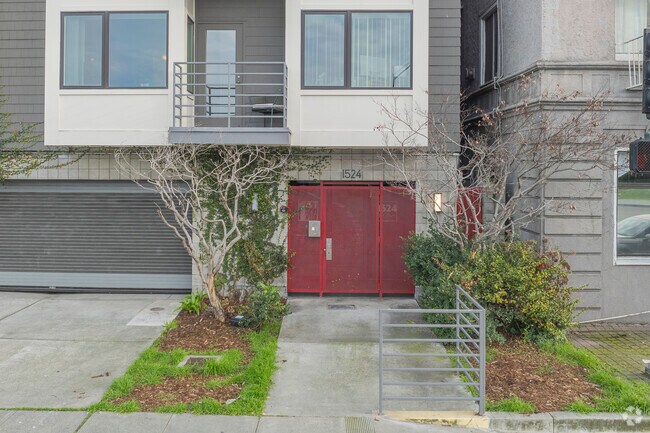 Entrada - Lakeview Condos