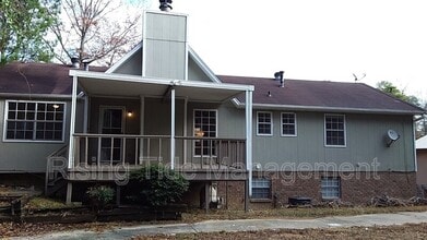 Building Photo - 457 Westchester Dr