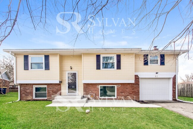 Foto del edificio - Prepare to be impressed by this 4 bedroom,...