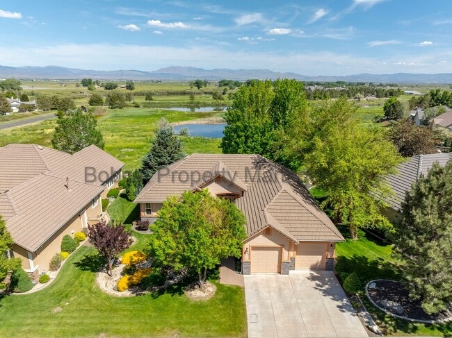 Foto del edificio - Genoa Lake Golf Club Home | Immaculately M...