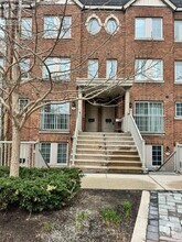 Building Photo - 9-TH99 Windermere Ave