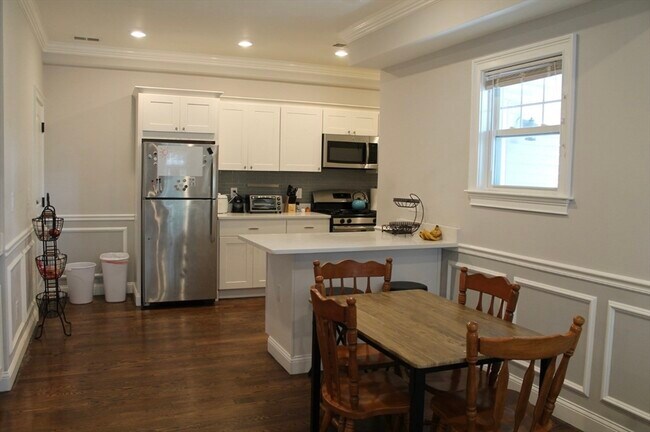 Foto del edificio - 34 Circuit St