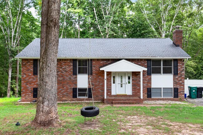 Foto del edificio - 4104 Green Spring St