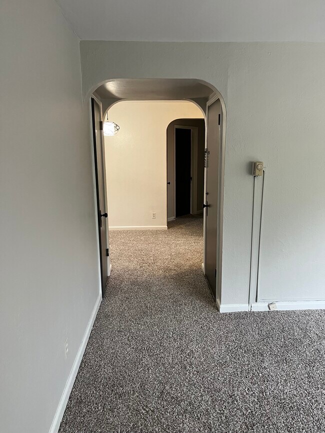 539 Hadley Ave Unit 4, Kettering, OH 45419 Apartments in Kettering