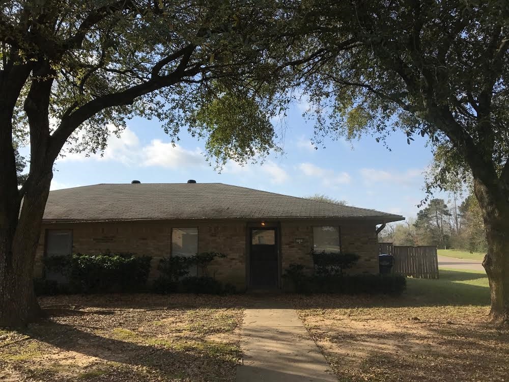 Primary Photo - 1734 Preston Dr
