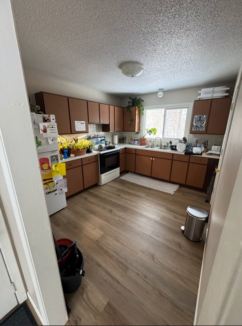 Building Photo - 749 S Grant St