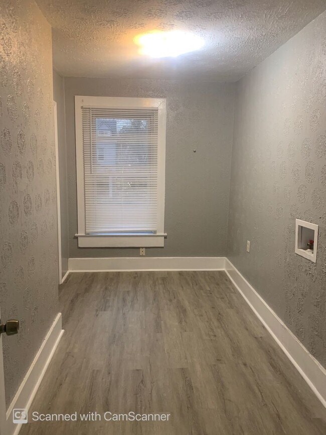 Foto del edificio - 2008-2010 Wayne Ave