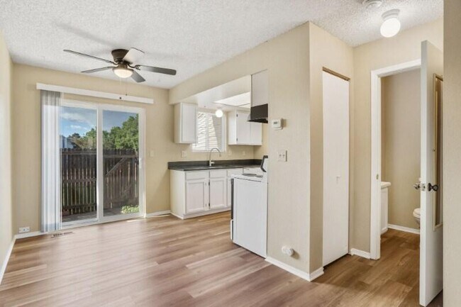 Building Photo - 1335 Soaring Eagle Dr