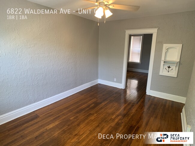 Building Photo - 1 Bedroom Apartment