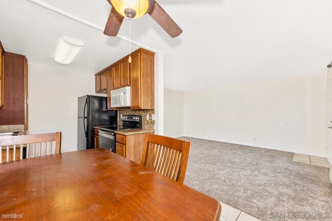 Foto del edificio - 2 br, 1.5 bath Condo - 1240 North Broadway...