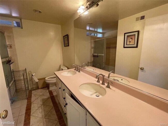 Building Photo - 5 br, 3 bath House - 1420 Kensington Dr