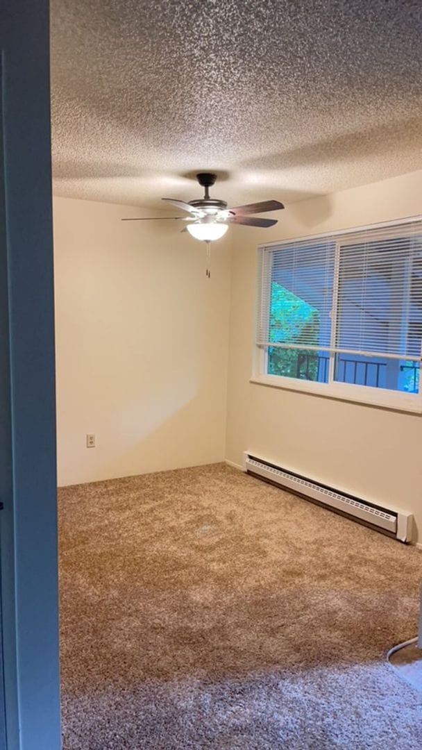 Building Photo - (858) Foxfire - 2 Bedroom / 1 Bathroom - Upstairs
