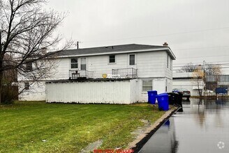 Building Photo - 2522 Carleton Ave