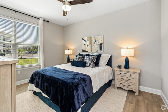 The Eagle: 3BR, 2BA- Secondary Bedroom - The Waters At Redstone