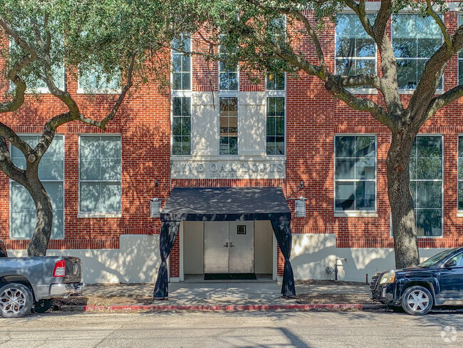 Entrance - Live Oak Lofts