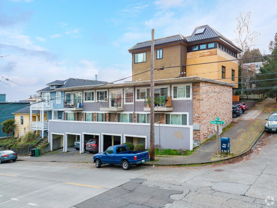 Primary Photo - Annette Apartments
