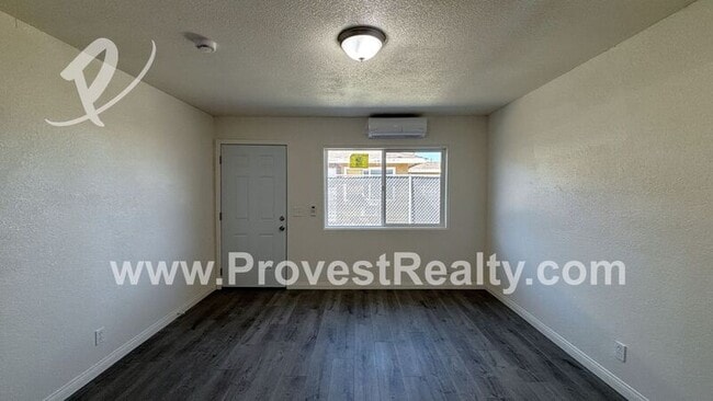 Building Photo - 11800 White Ave