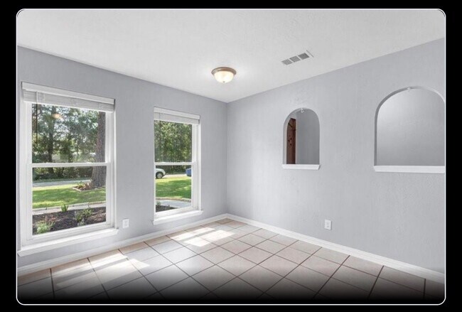 Foto del edificio - 10304 Sunset Ln