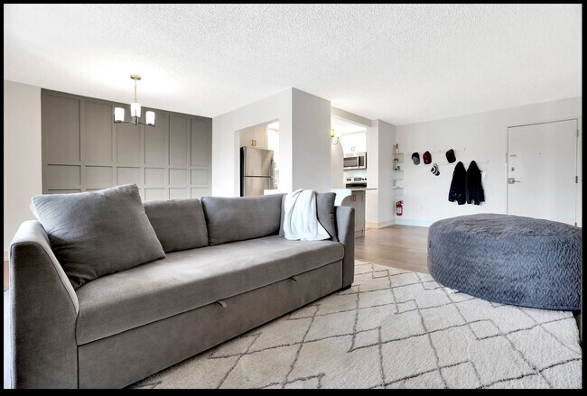 Foto del edificio - 10 N Wood Ave