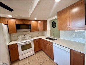 Building Photo - 1429 Cape Coral Pkwy W