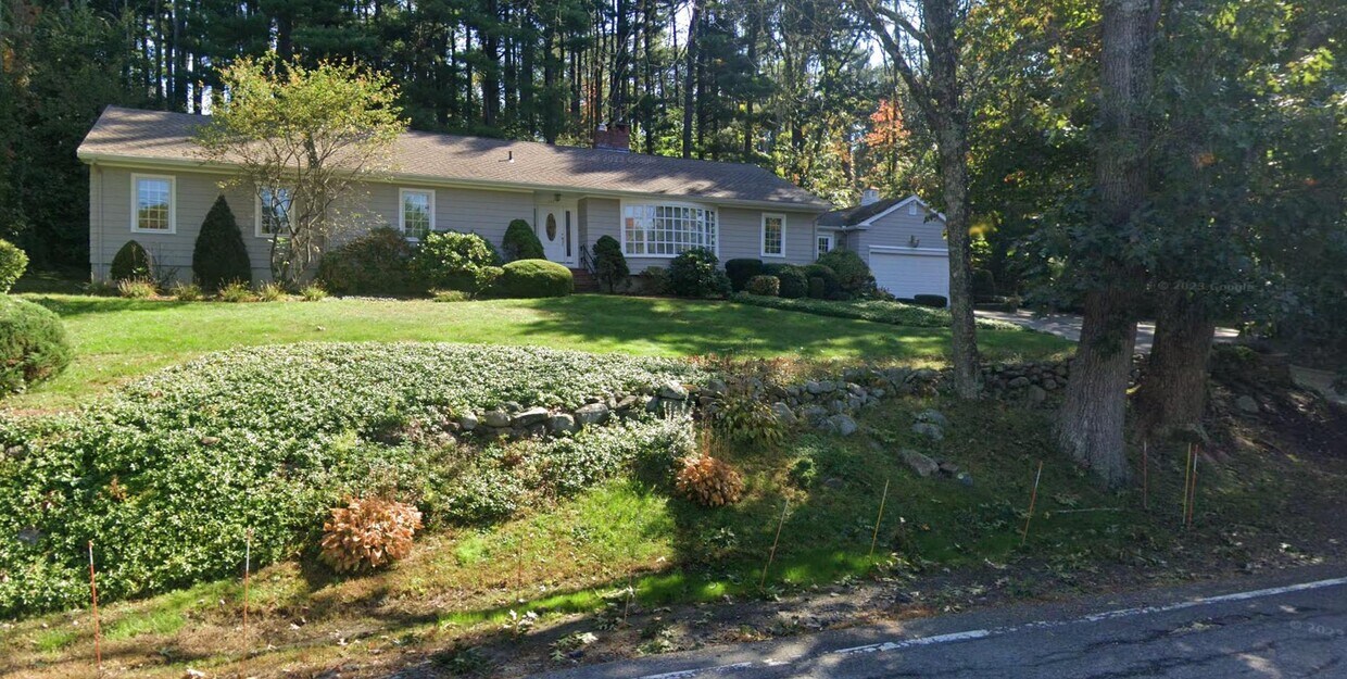 Foto principal - 102 Hillside Rd