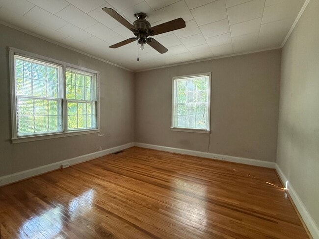 Foto del edificio - 4 Bedroom/1 Bath Home for Rent