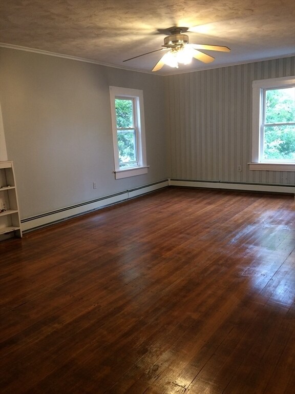 Building Photo - 8 Grant St