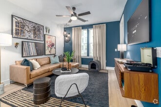 1BR, 1BA - The Raven