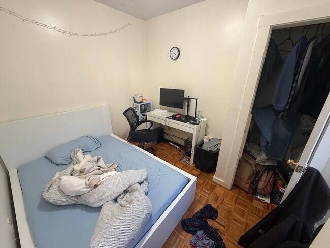 Foto del edificio - 1578 Tremont St