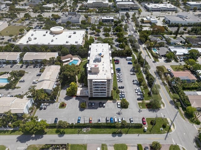 Photo - 1831 NE 38th St Apartment