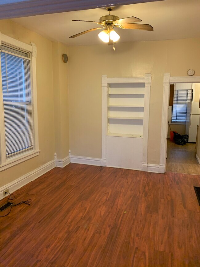 Dining rm - 5810 S Union Ave