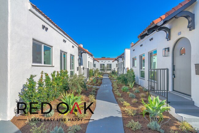Foto del edificio - ~3 Weeks FREE~ Fabulous One Bedroom Walk-U...