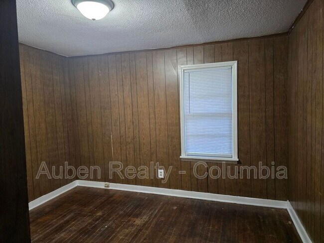 Foto del edificio - 1339 Blue Ridge Terrace