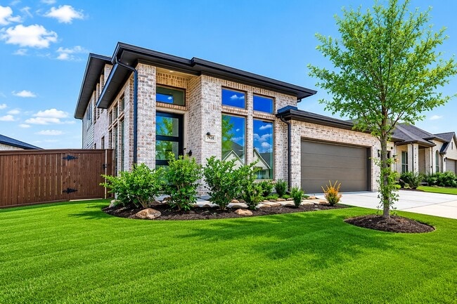 Building Photo - 7438 Denali Dr