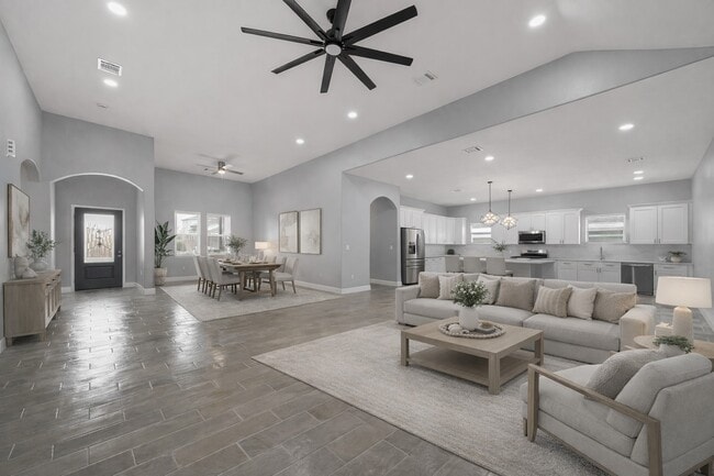 Building Photo - 2448 Areba St