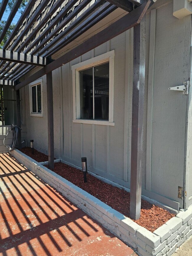 Foto del edificio - 1153-1155 Emory Street