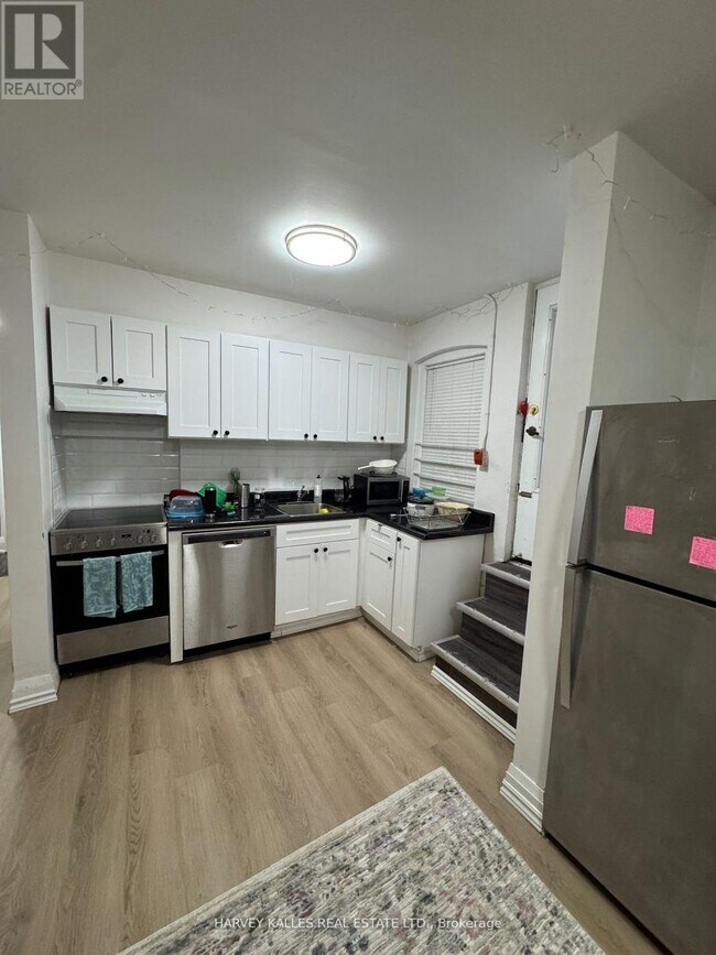 Photo du bâtiment - 1065 Bathurst St