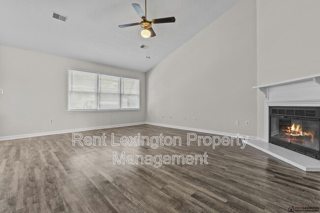 Foto del edificio - 3424 Promenade Dr