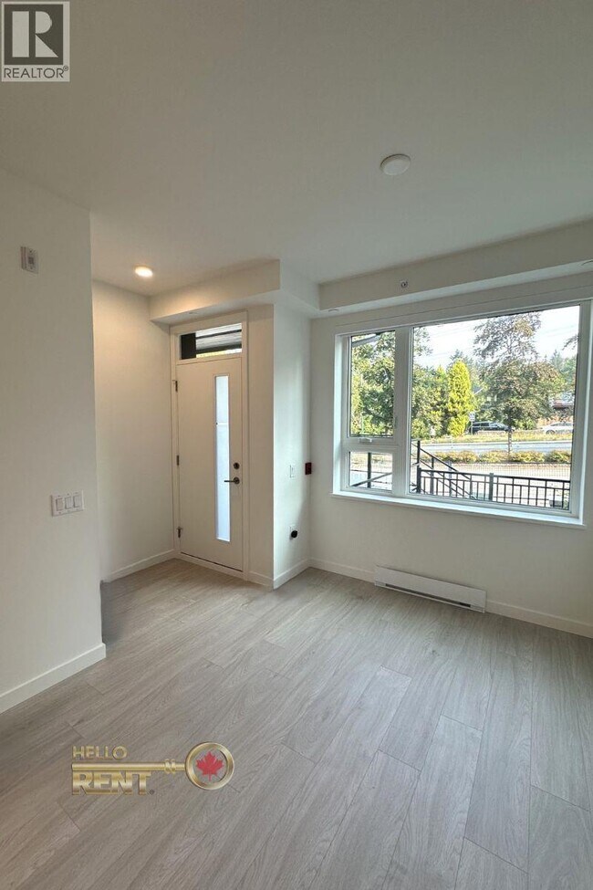 Building Photo - 956 Lytton St