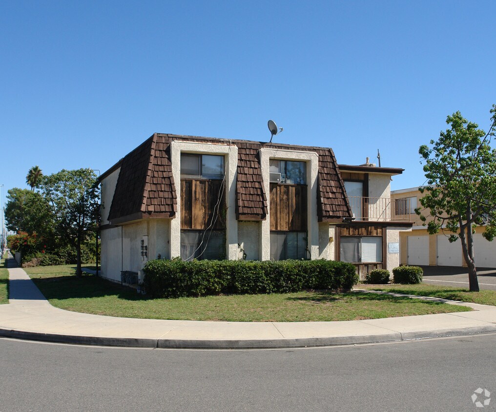Foto del edificio - 6632 Westpark Pl