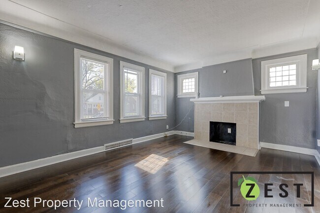 Building Photo - 3 br, 1.5 bath House - 15865 Monte Vista St