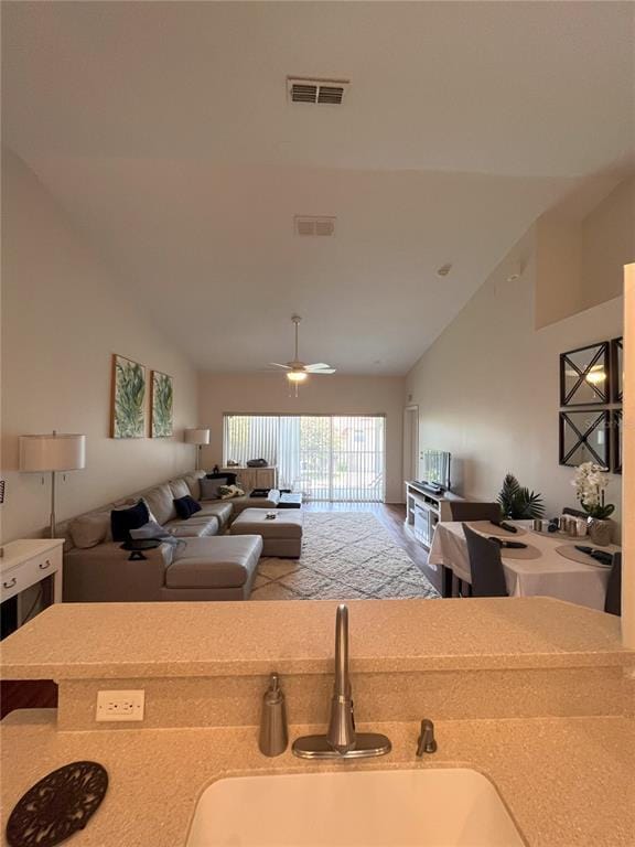 Foto del edificio - 5423 Compass Point