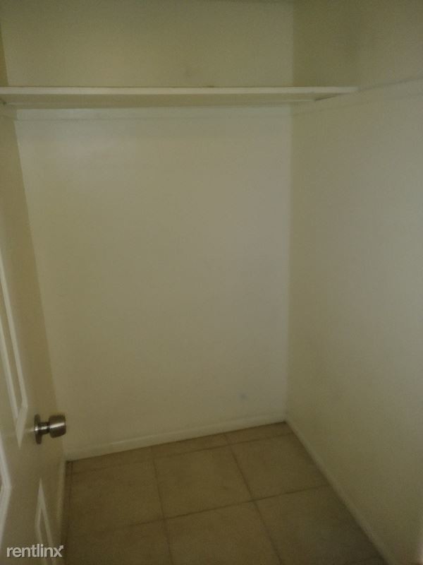 Foto del edificio - 7680 Forest City Rd
