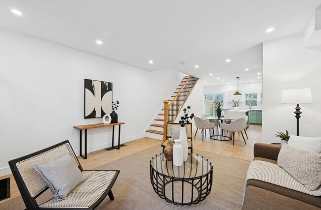 Foto del edificio - 2600 Webster St