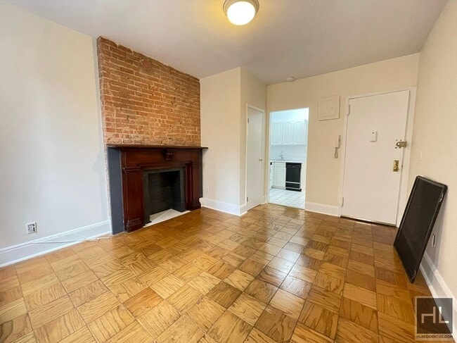 Foto del edificio - THIRD AVENUE