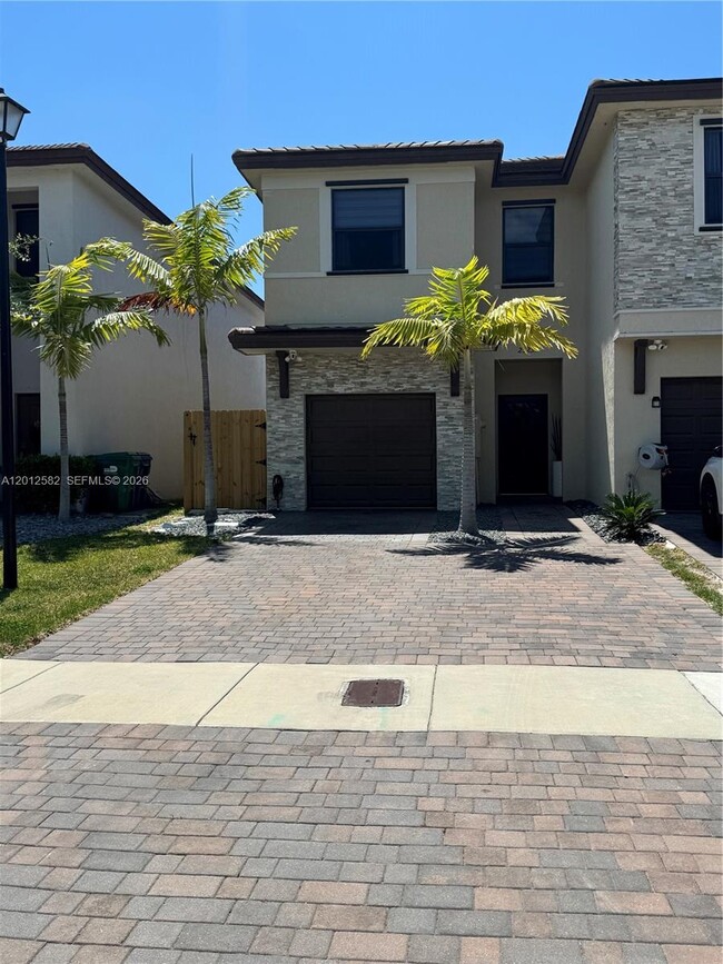 Building Photo - 25232 SW 107th Ave