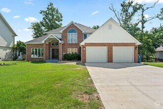Building Photo - 47 Stonehenge Dr